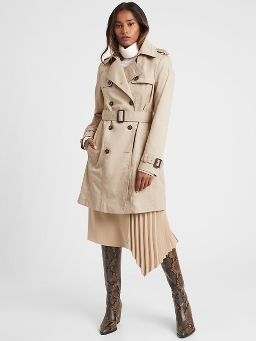 Banana Republic Women's Light Beige Double-Breasted Trench Coat